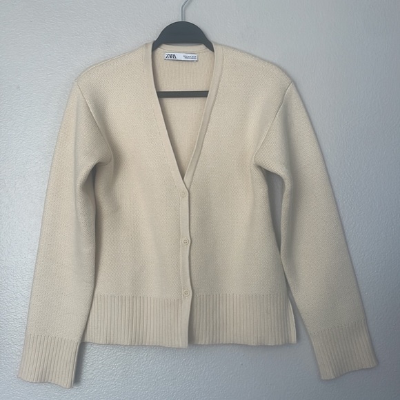 Zara Knit Ribbed Boxy Cardigan Jacket Cream Size Small - Picture 4 of 7